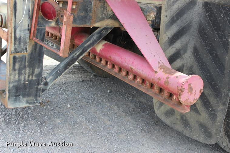 image for item L4973 1978 Ford 8000 tank truck