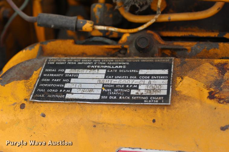 image for item L4973 1978 Ford 8000 tank truck