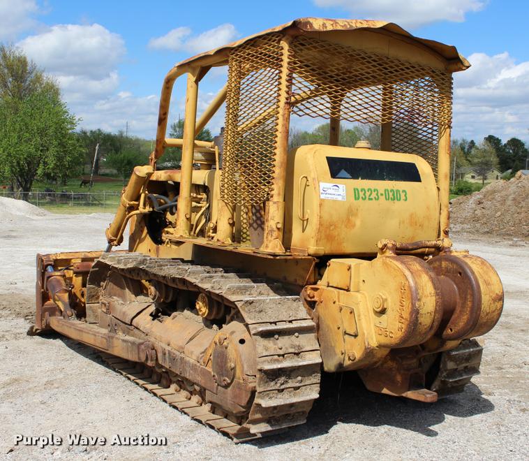 image for item L4974 1964 Caterpillar D6B dozer