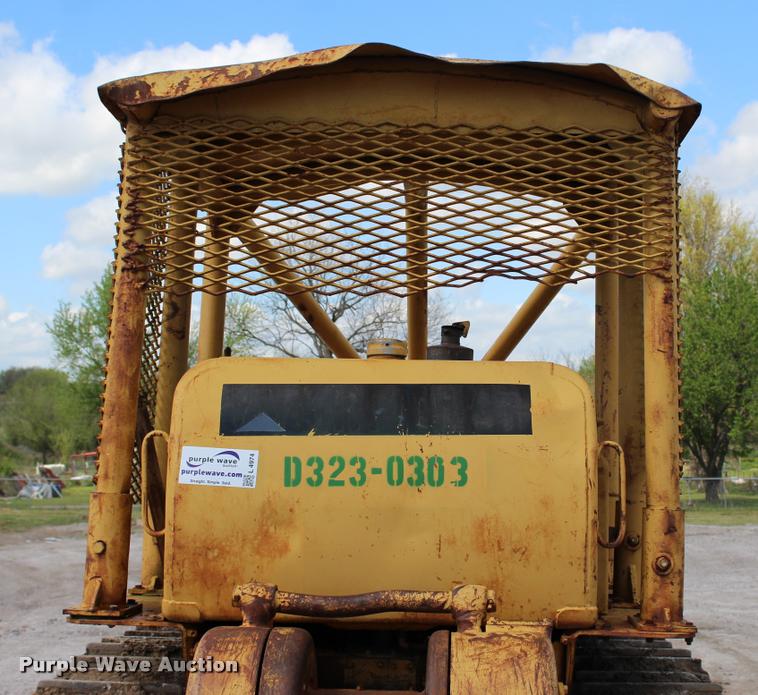 image for item L4974 1964 Caterpillar D6B dozer