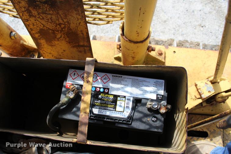 image for item L4974 1964 Caterpillar D6B dozer