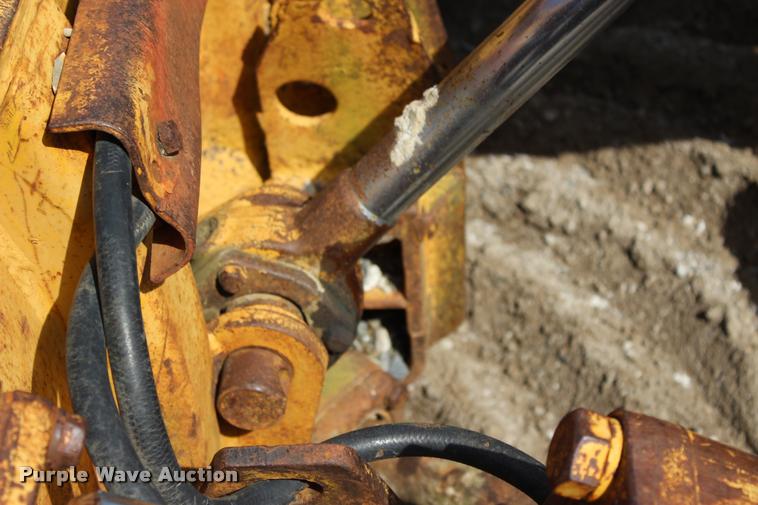 image for item L4974 1964 Caterpillar D6B dozer