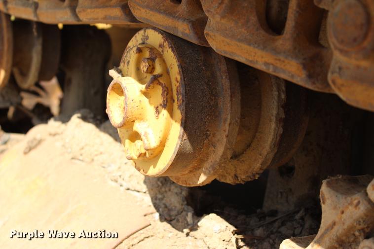 image for item L4974 1964 Caterpillar D6B dozer