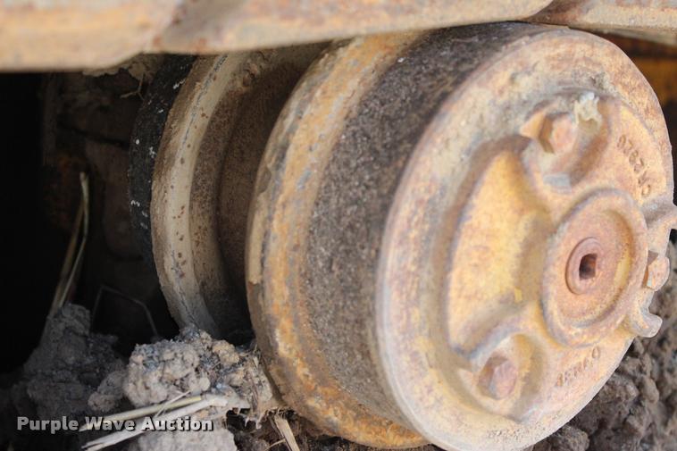 image for item L4974 1964 Caterpillar D6B dozer