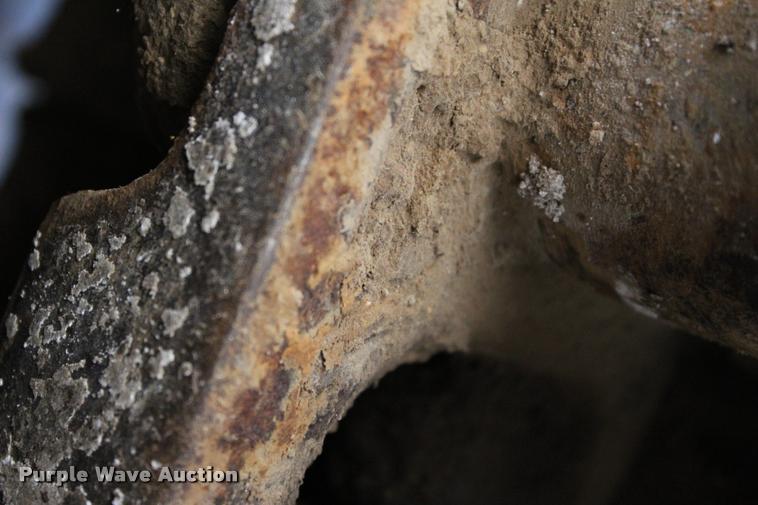 image for item L4974 1964 Caterpillar D6B dozer