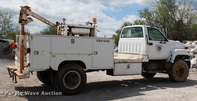 image for item L4975 1995 Chevrolet Kodiak service truck with crane