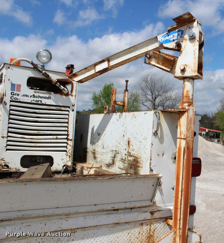 image for item L4975 1995 Chevrolet Kodiak service truck with crane