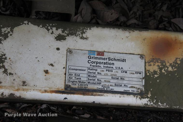 image for item L4975 1995 Chevrolet Kodiak service truck with crane