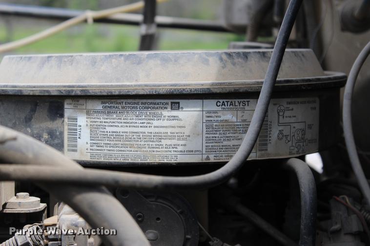 image for item L4975 1995 Chevrolet Kodiak service truck with crane