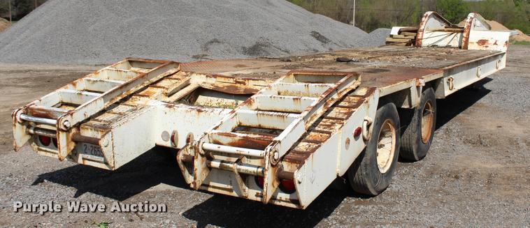 image for item L4977 1978 Phelan WT25KZA drop deck equipment trailer