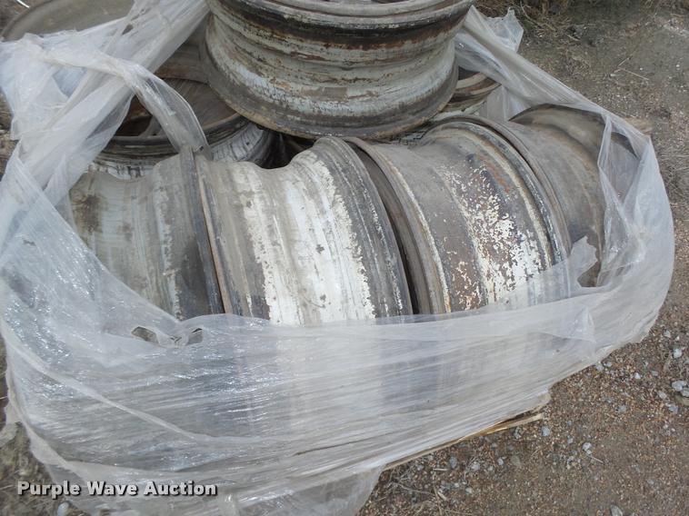 image for item AU9593 (15) steel wheels