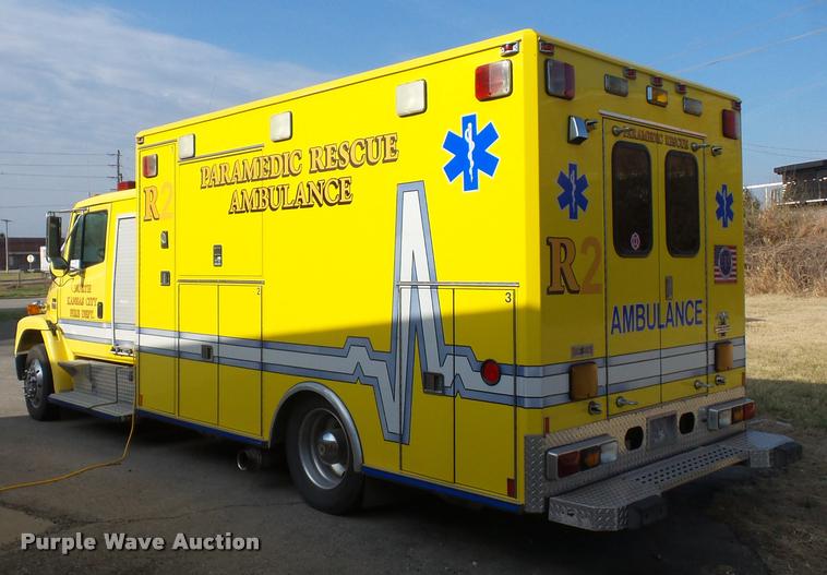 image for item BH9307 2001 Freightliner FL60 ambulance