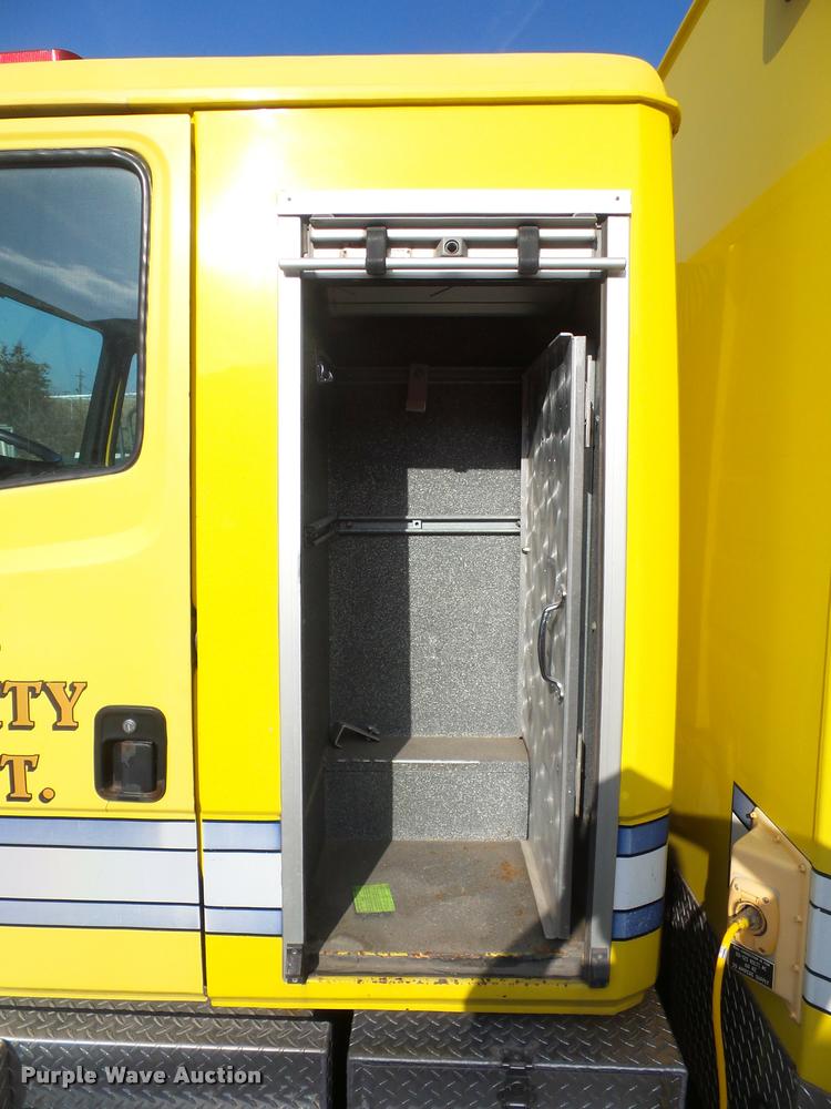 image for item BH9307 2001 Freightliner FL60 ambulance