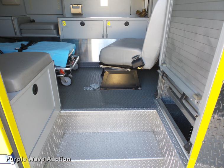 image for item BH9307 2001 Freightliner FL60 ambulance