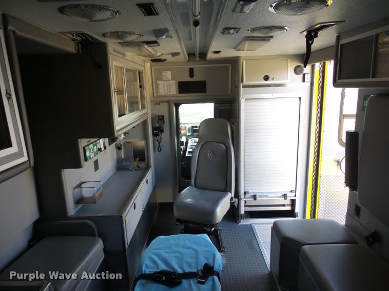 image for item BH9307 2001 Freightliner FL60 ambulance