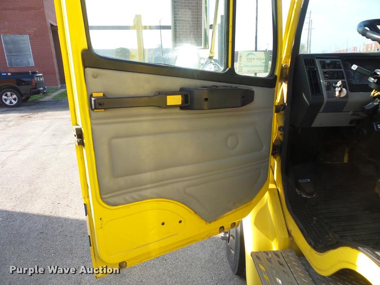 image for item BH9307 2001 Freightliner FL60 ambulance