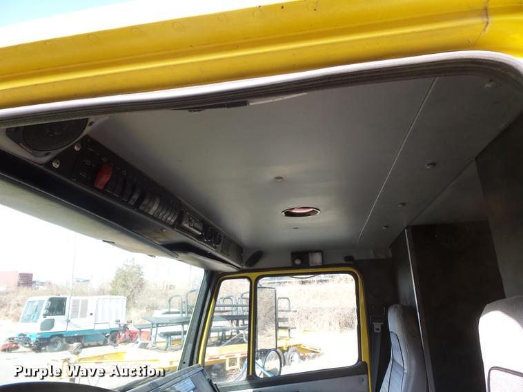 image for item BH9307 2001 Freightliner FL60 ambulance