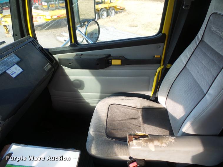 image for item BH9307 2001 Freightliner FL60 ambulance