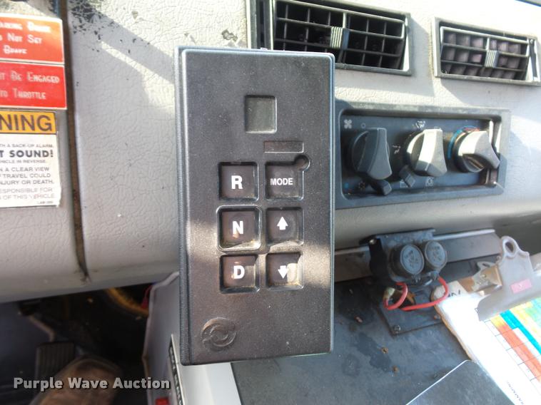 image for item BH9307 2001 Freightliner FL60 ambulance