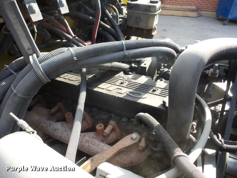 image for item BH9307 2001 Freightliner FL60 ambulance