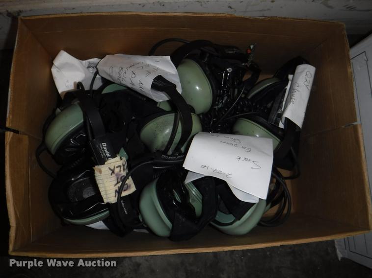 image for item BY9098 Radio equipment