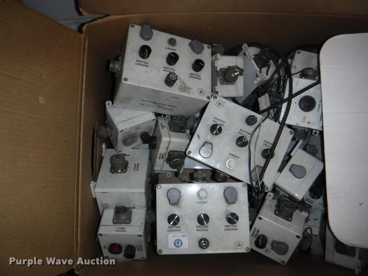 image for item BY9098 Radio equipment