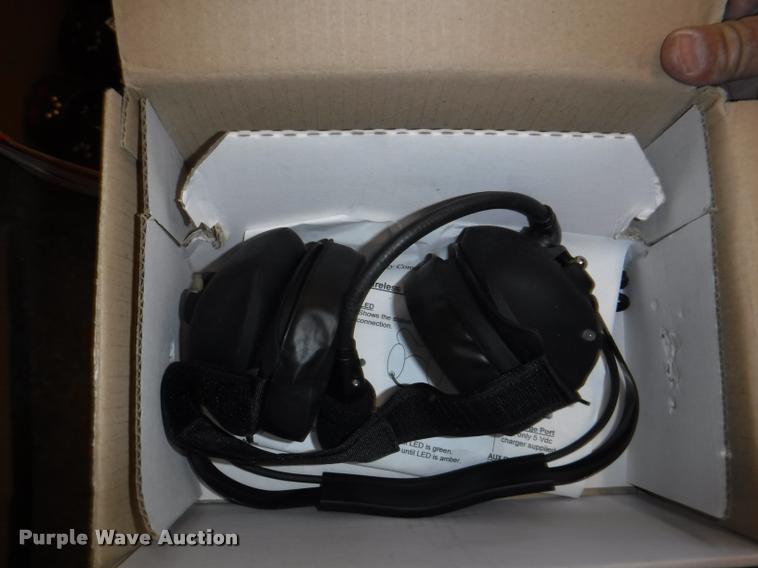 image for item BY9098 Radio equipment