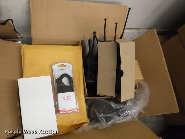 image for item BY9098 Radio equipment