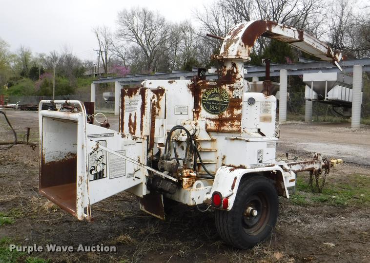 image for item BY9111 Brush Bandit 200 wood chipper