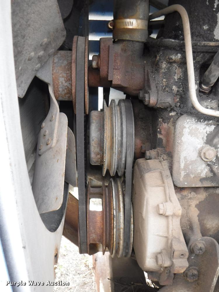 image for item BY9111 Brush Bandit 200 wood chipper