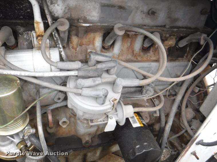 image for item BY9111 Brush Bandit 200 wood chipper