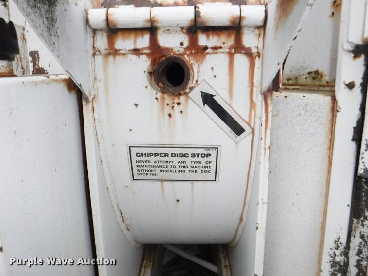 image for item BY9111 Brush Bandit 200 wood chipper