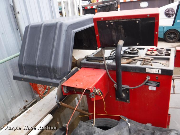 image for item BY9112 Coats tire balancer