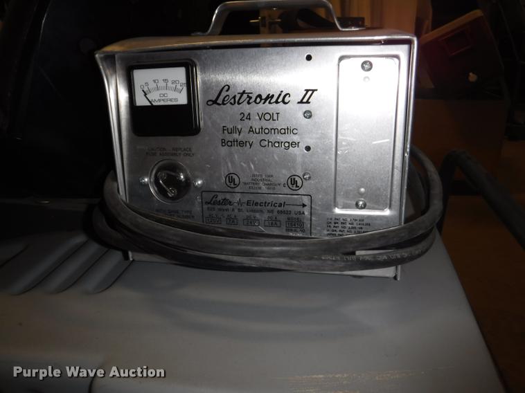 image for item BY9138 (2) floor cleaner units