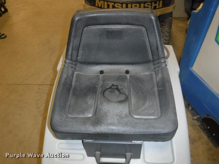 image for item BY9138 (2) floor cleaner units