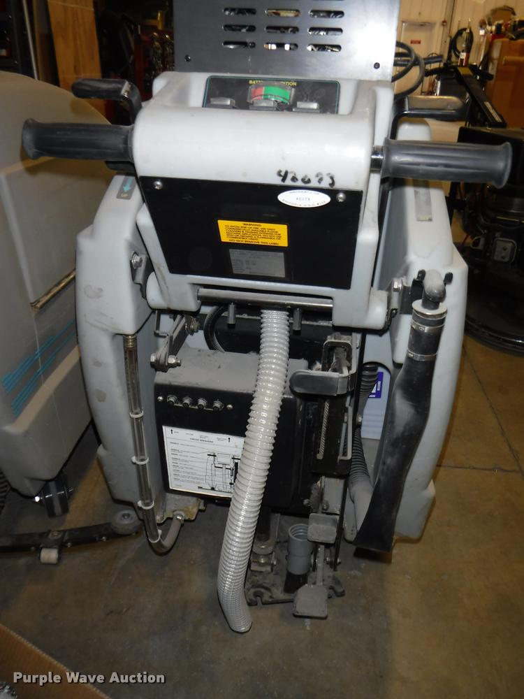 image for item BY9140 (2) Nobles SS-27 Speed floor scrubbers