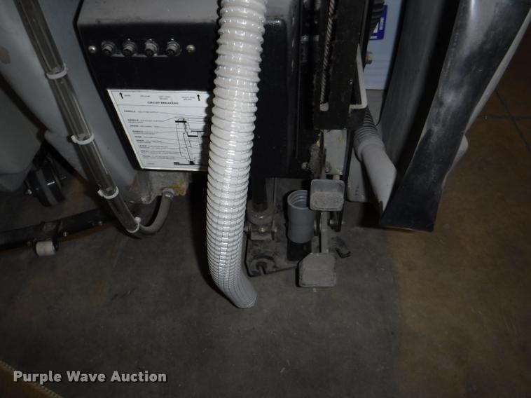 image for item BY9140 (2) Nobles SS-27 Speed floor scrubbers