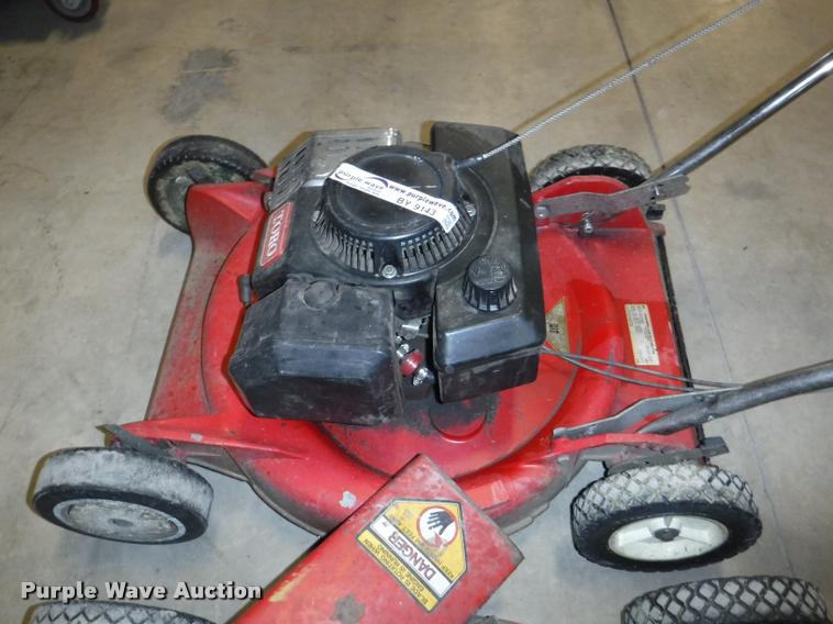 image for item BY9143 (2) Toro push mowers