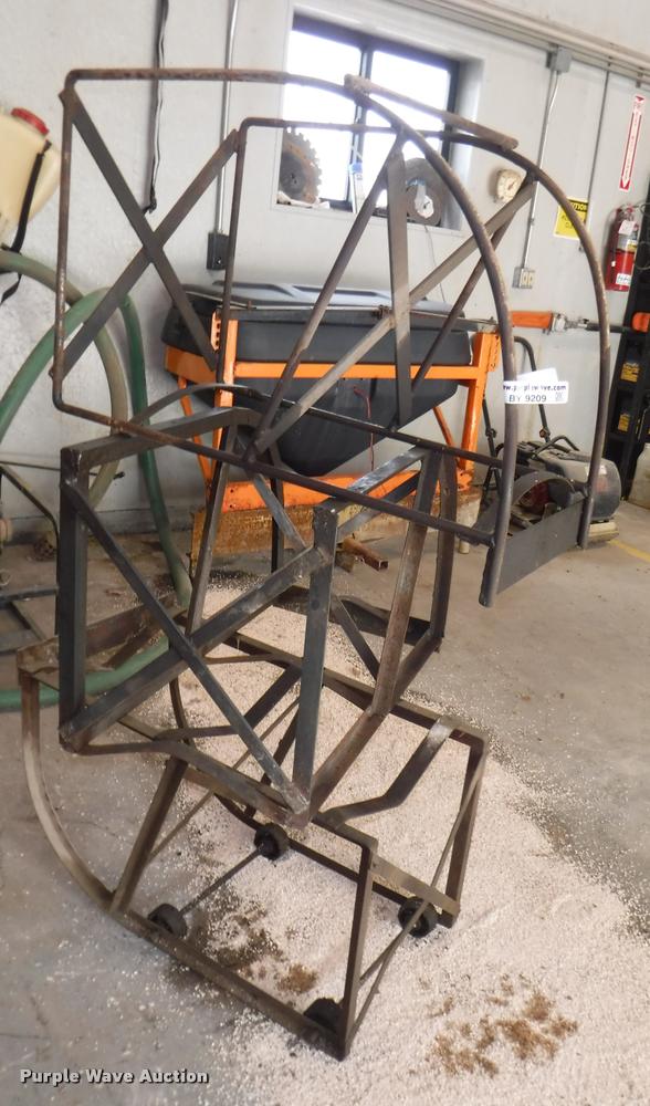 image for item BY9209 (3) barrel stands