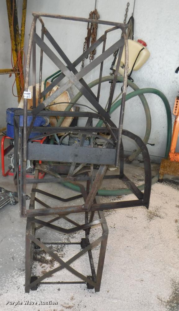 image for item BY9209 (3) barrel stands