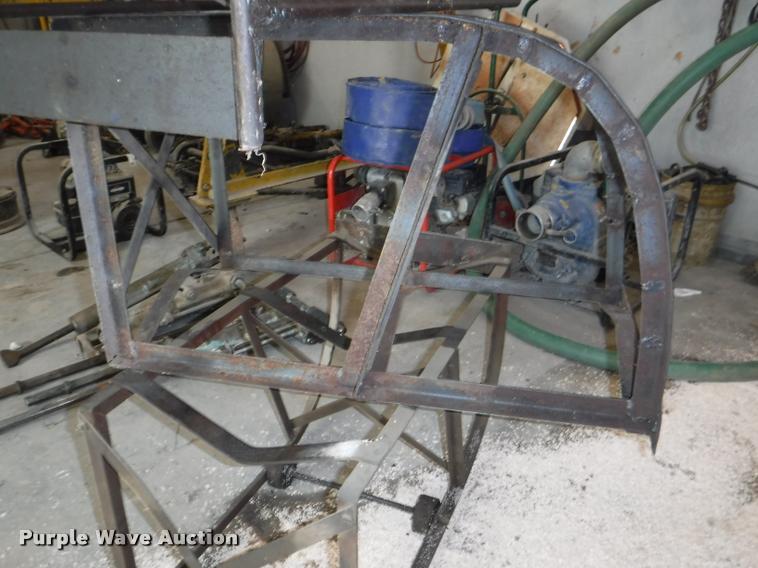 image for item BY9209 (3) barrel stands