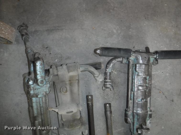 image for item BY9210 (3) jack hammers