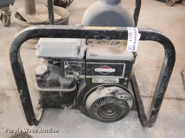 image for item BY9211 Briggs & Stratton water pump