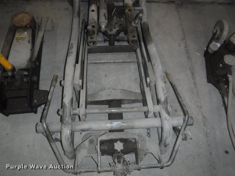 image for item BY9215 (4) floor jacks