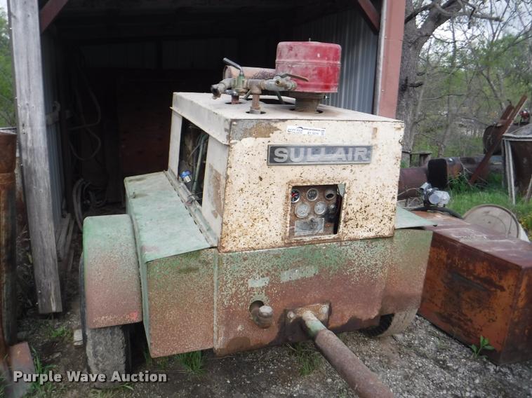 image for item BY9219 Sullair air compressor