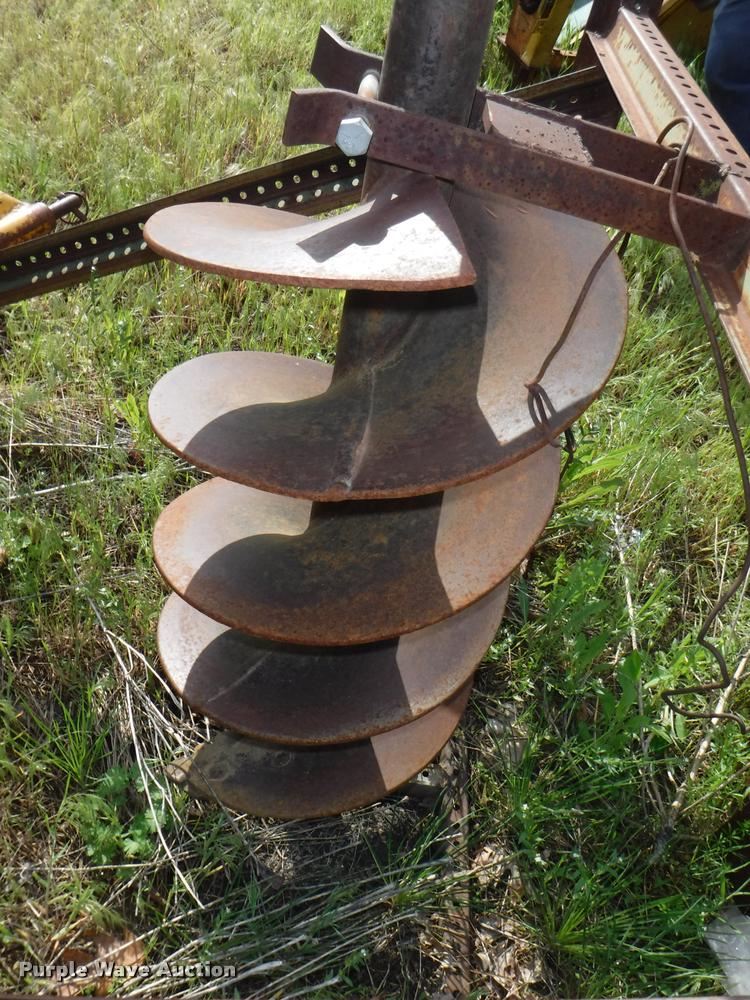 image for item BY9220 Danuser F8 post hole auger