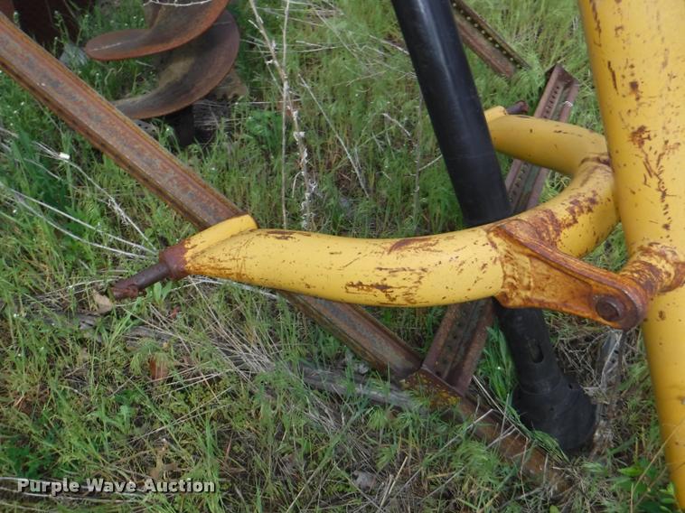 image for item BY9220 Danuser F8 post hole auger