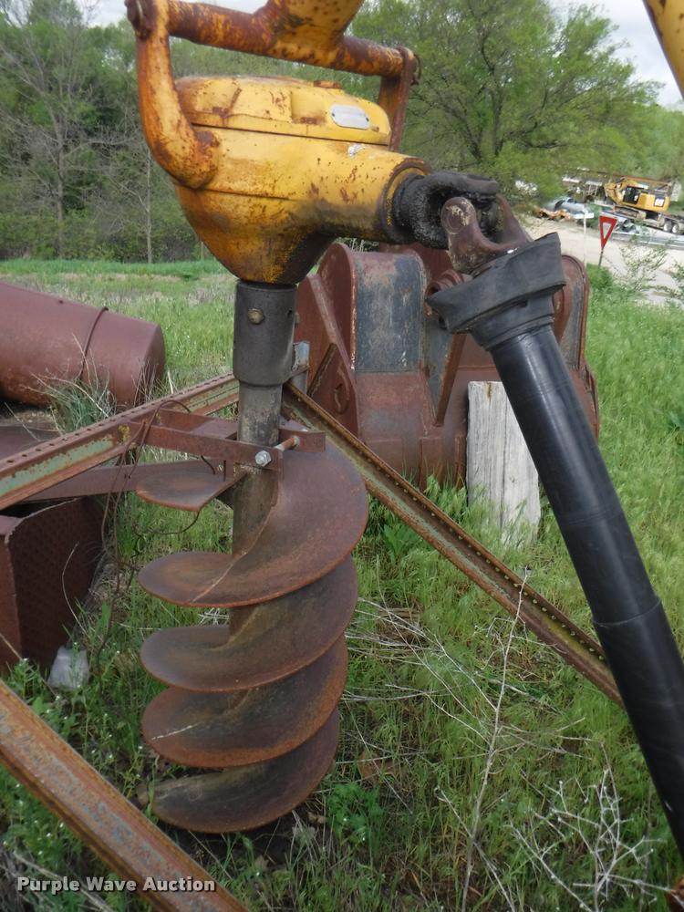 image for item BY9220 Danuser F8 post hole auger