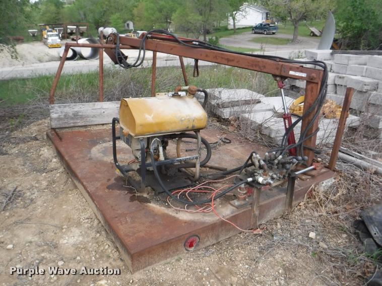 image for item BY9221 Flatbed with auger crane