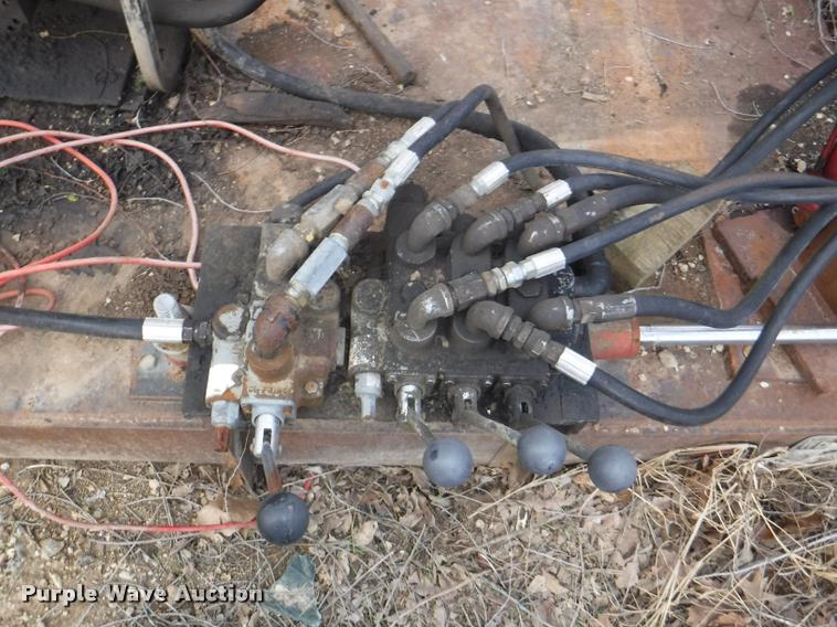 image for item BY9221 Flatbed with auger crane